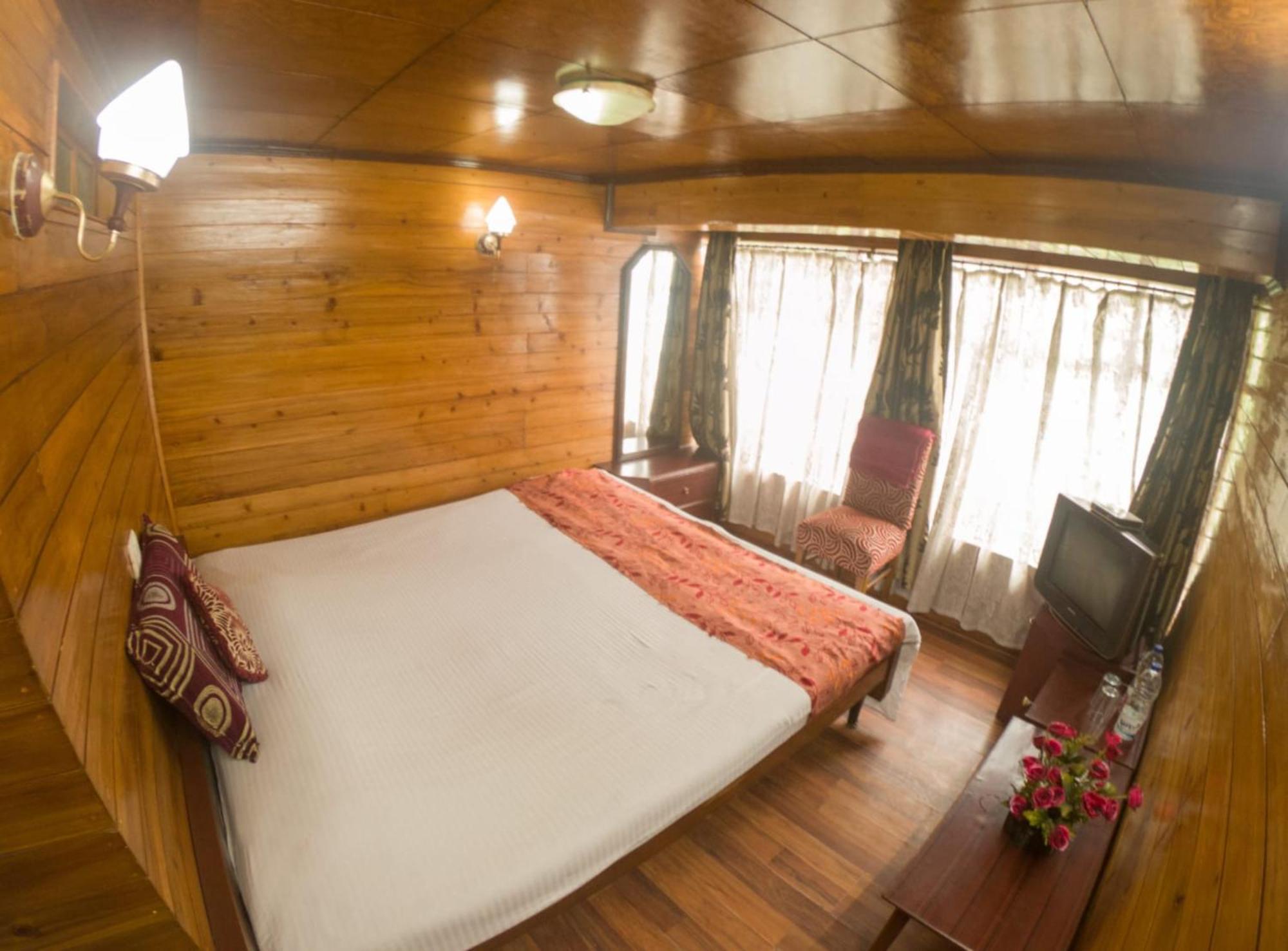Grg Broadway Mall Road Darjeeling By Royal Collection Hotel Exteriér fotografie