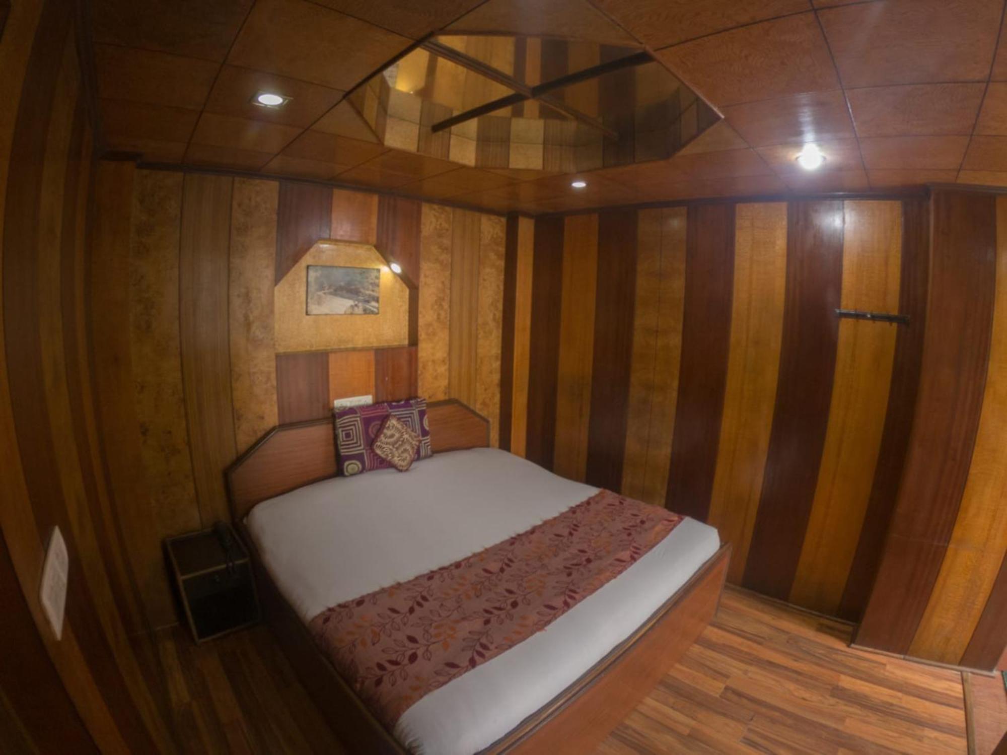 Grg Broadway Mall Road Darjeeling By Royal Collection Hotel Exteriér fotografie